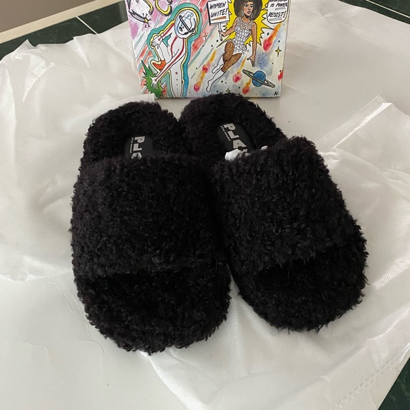 Jeffrey Campbell Shoes - JEFFREY CAMPBELL BLACK FUR SLIDES SIZE LARGE